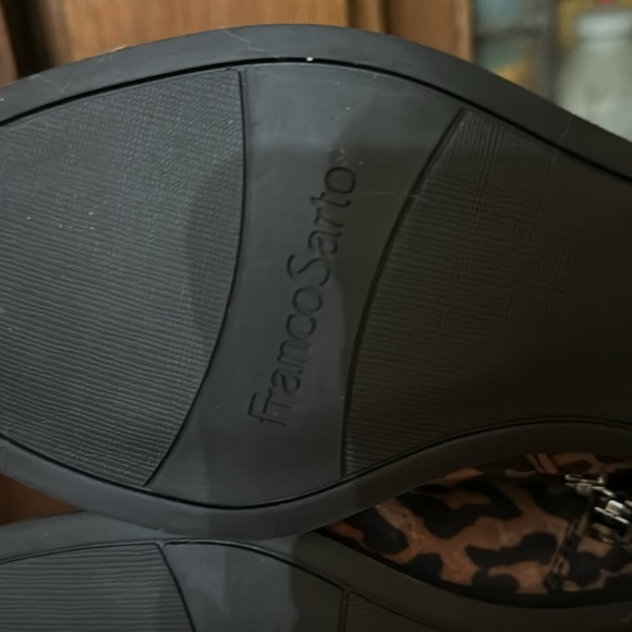 NWOT Franco sarto leopard booties size 7 brand new - Picture 3 of 6